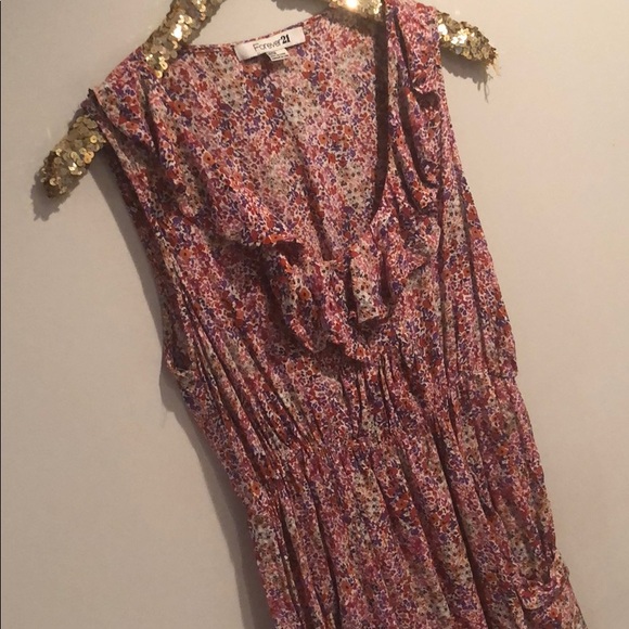 floral dress - Picture 2 of 5